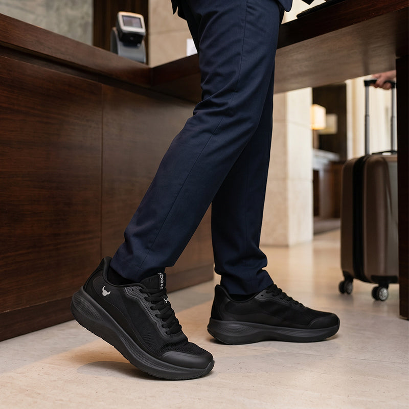 Aura Black Trainers 