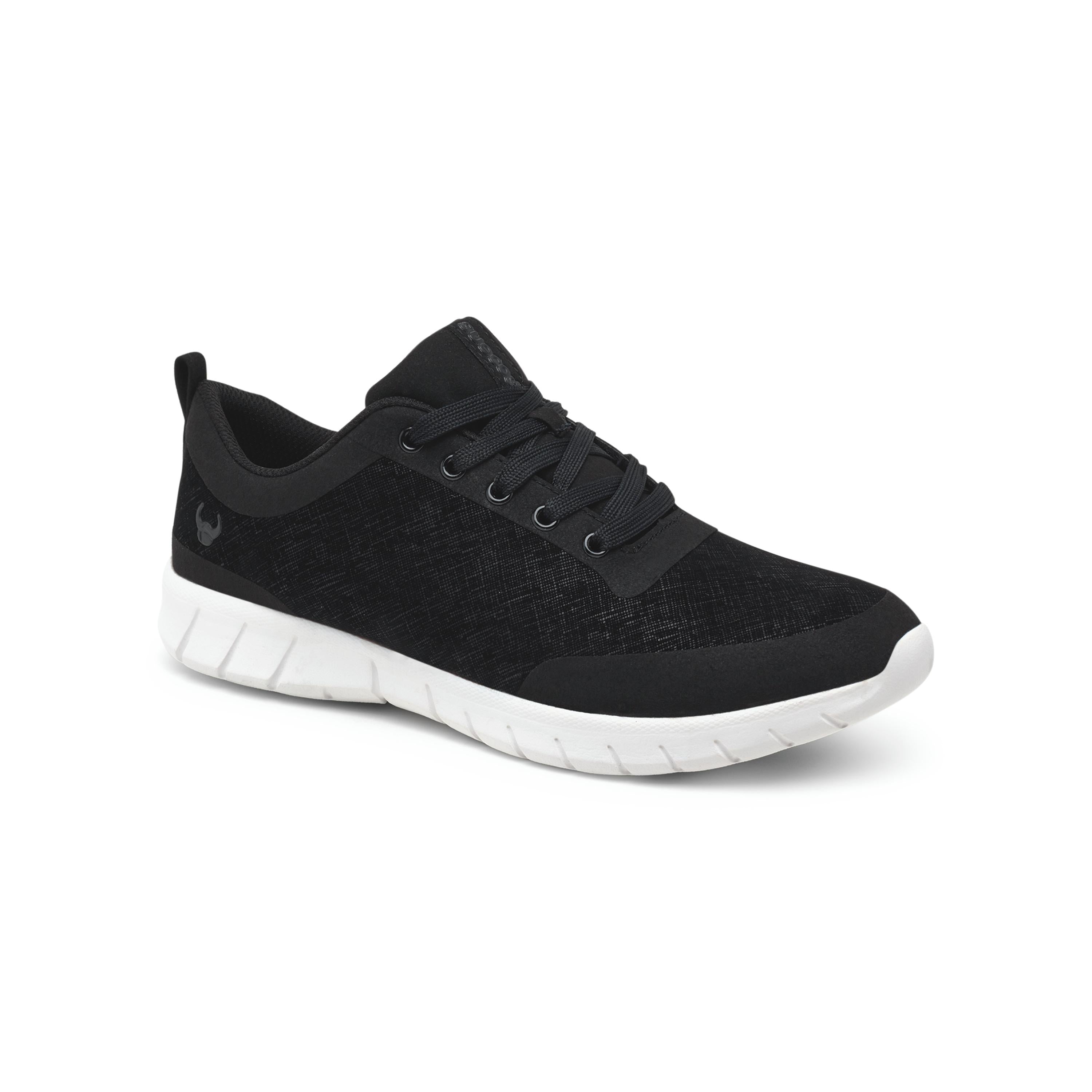 Alma Velvety White and Black Shoes 